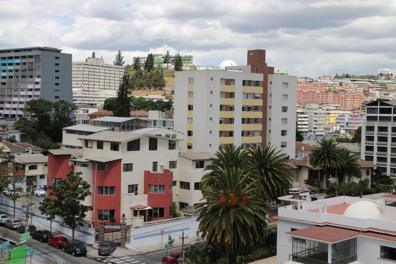 Hotel 6 De Diciembre Quito Buitenkant foto